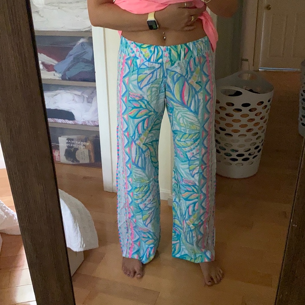 Patterned pants